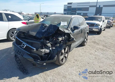 2020 Volvo Xc40 Momentum from USA, damaged, VIN YV4162UK9L2310258